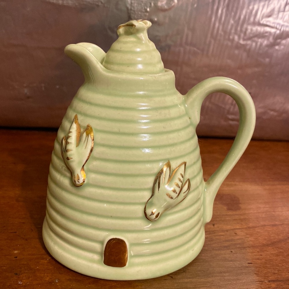 Vintage Green beehive honey pot